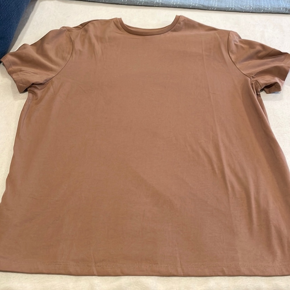 Brown Goodfellow & Co Tee. XL. Perfect condition. Super soft